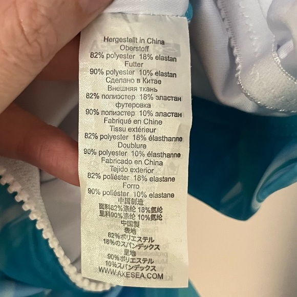 NWT AXESEA Rash Guard Long Sleeve One Piece Swimsuit Zip Bathing Suit Blue 4 - Picture 9 of 12